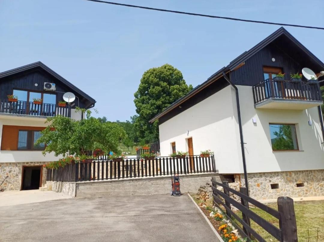 Farma & Apartmani II Opg Sasa Delic Grabusic エクステリア 写真